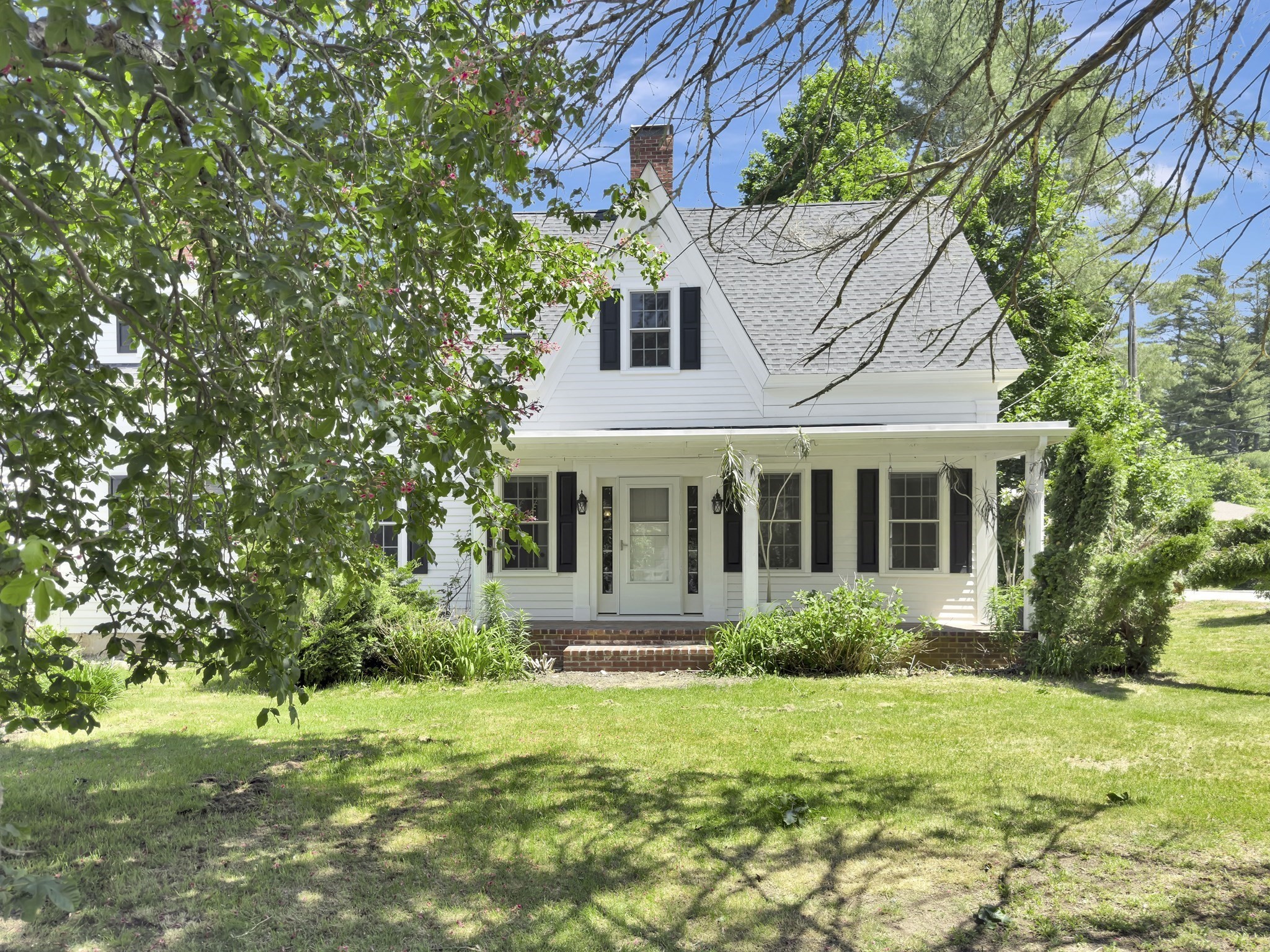 33 Indian Pond Rd, Kingston, MA 02364