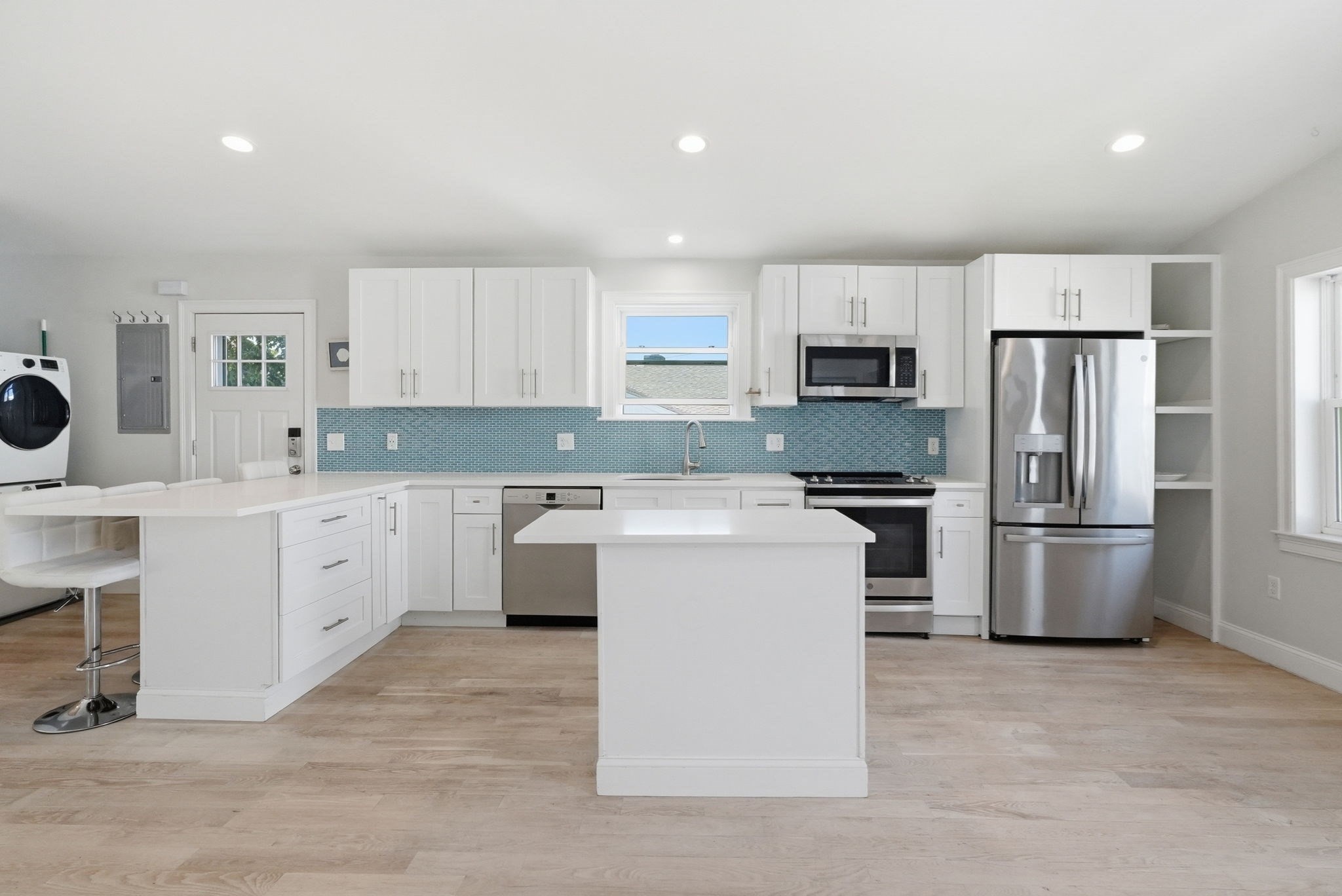 34 Underhill St Unit 4, Winthrop, MA 02152 - Image 3