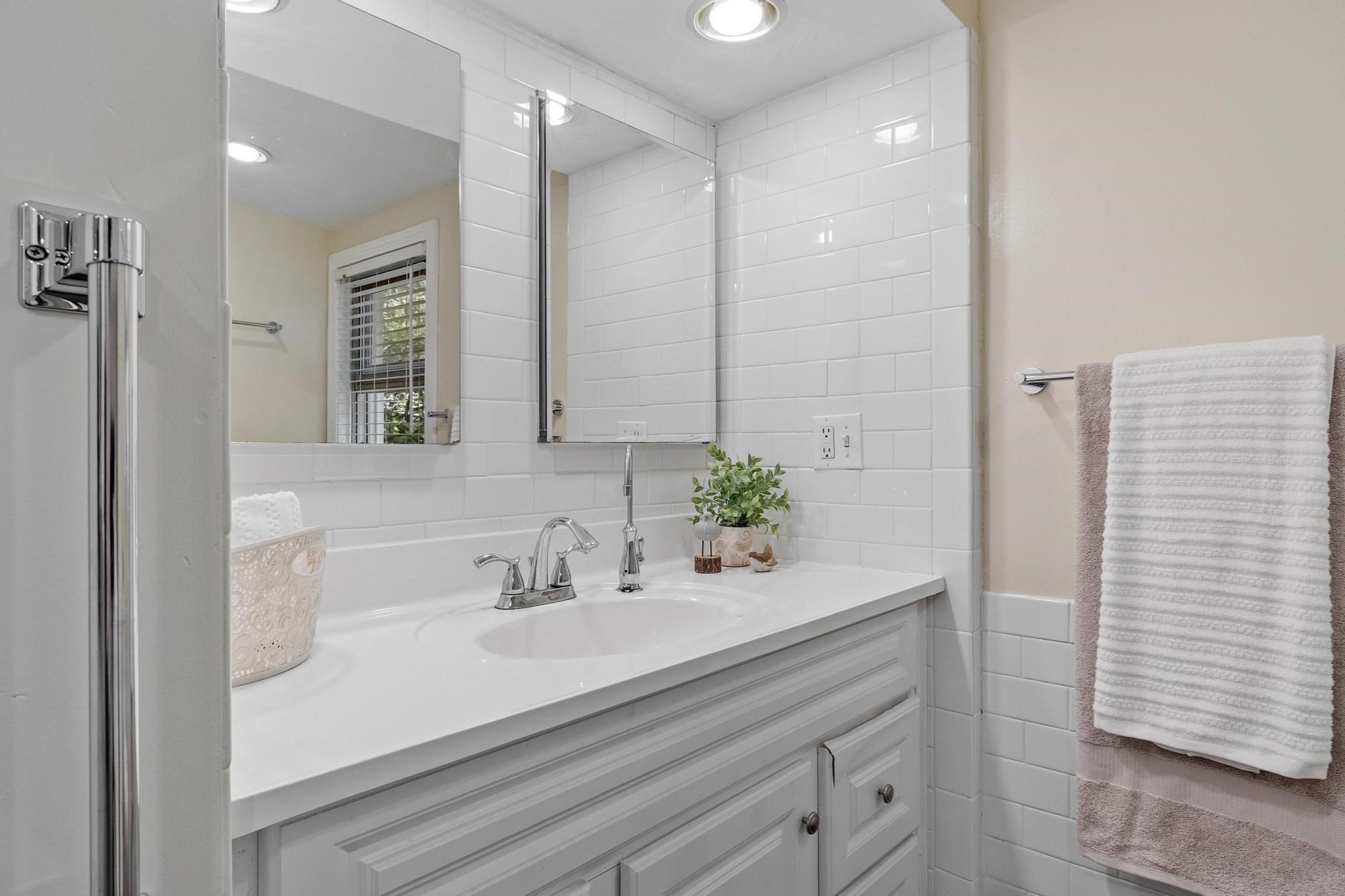 42 Fuller Ave, Lancaster, MA 01523 - Image 12