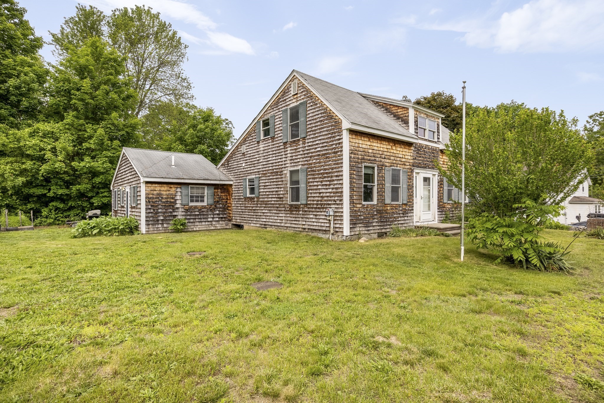 93 Main, Newbury, MA 01922