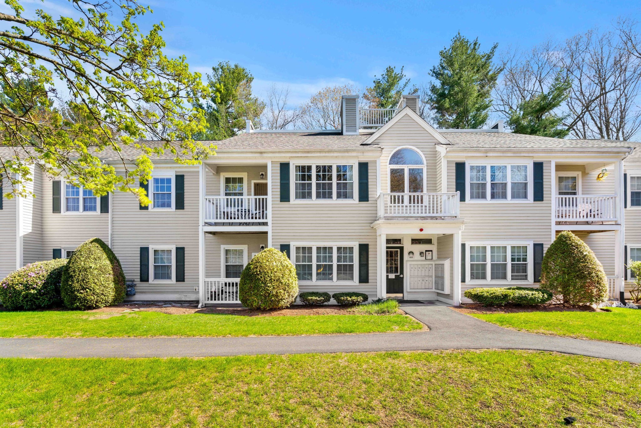 400 Brookside Dr Unit E, Andover, MA 01810