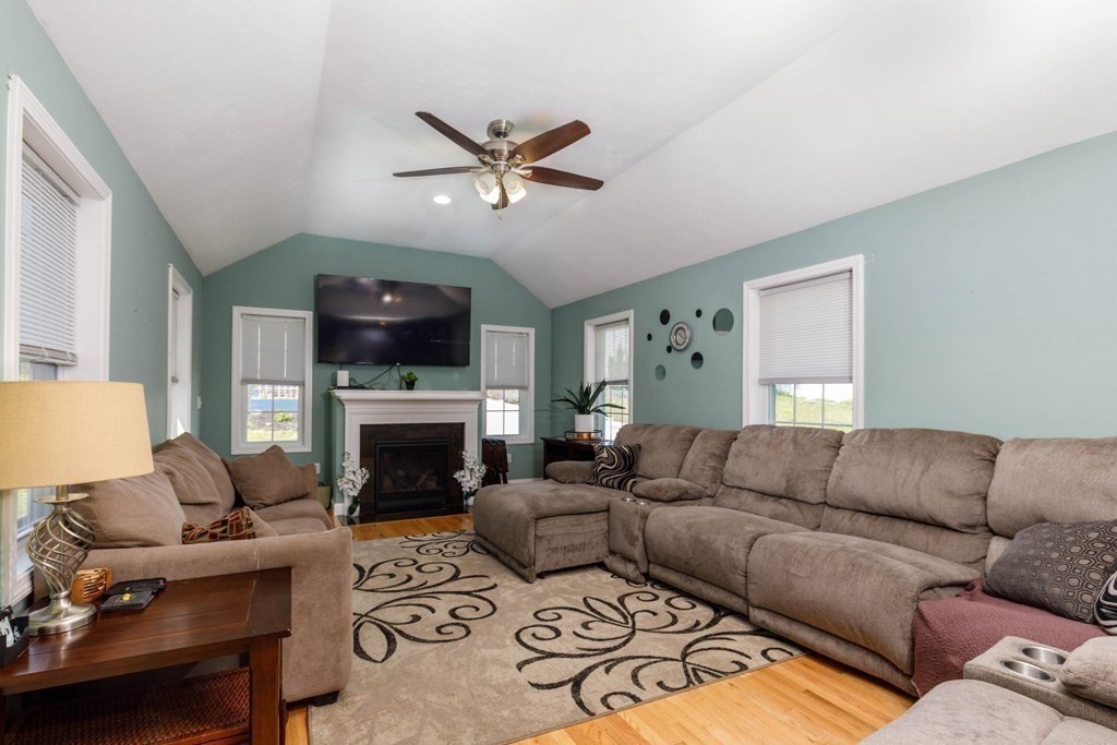 145 Malburn Street, Leominster, MA 01453 - Image 9