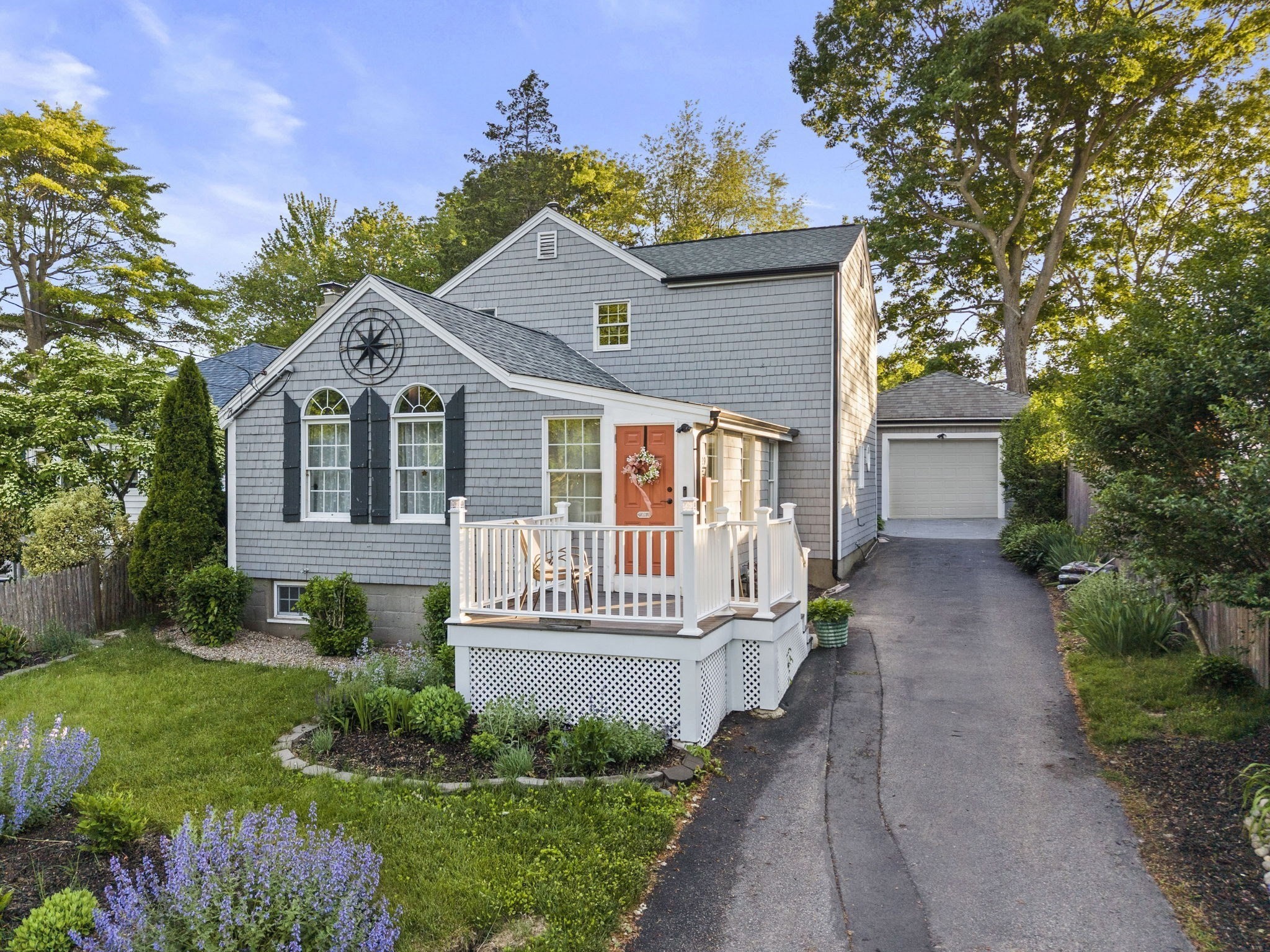 129 Greenvale Ave, Weymouth, MA 02188