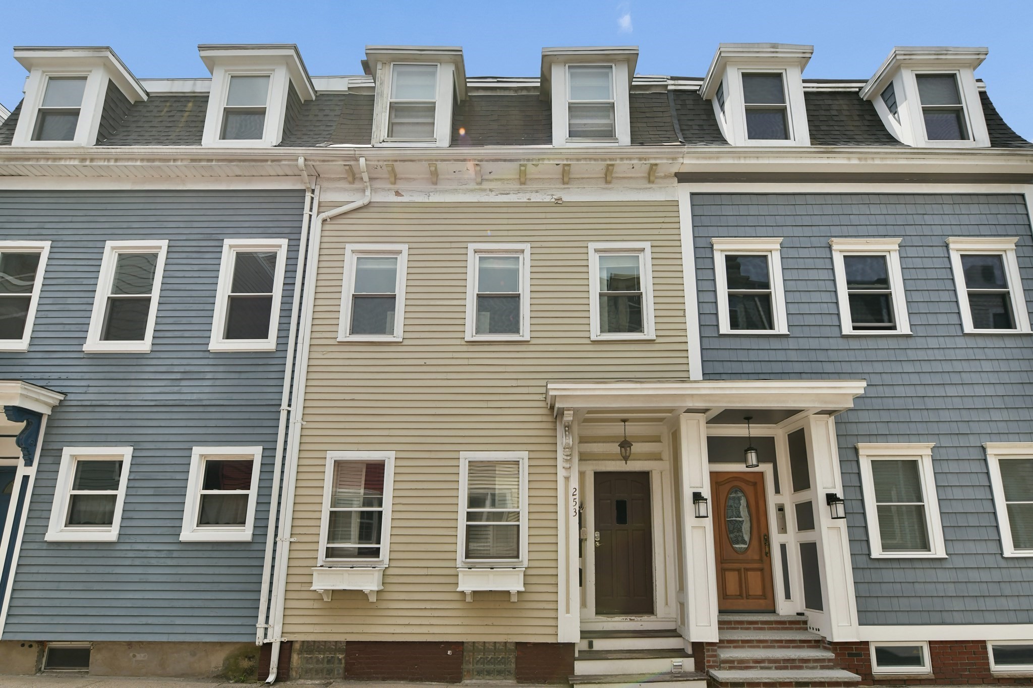 253 Gold St Unit 2, South Boston, Boston, MA 02127
