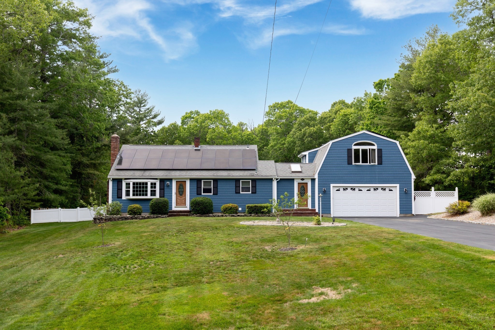 244 Holmes St, Halifax, MA 02338