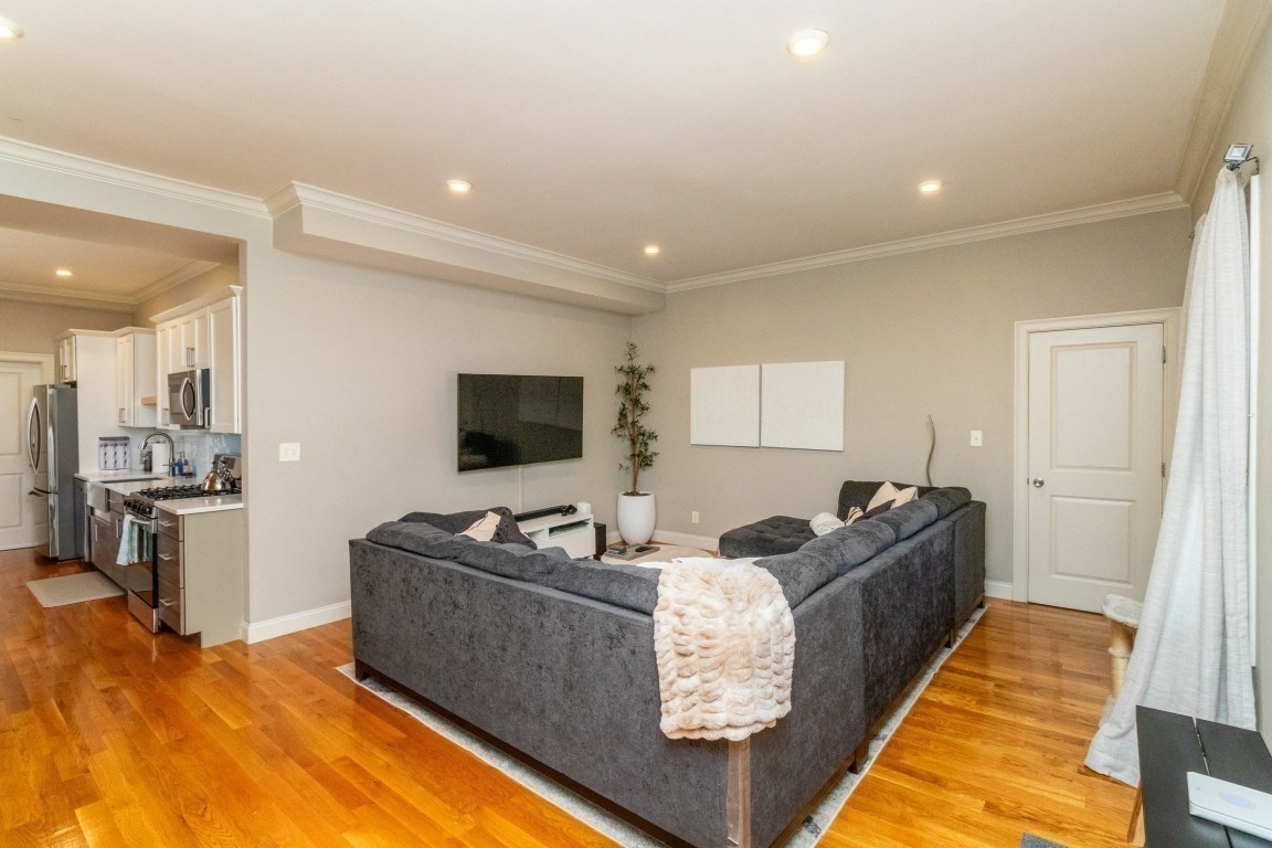 189 Shirley St Unit 1, Winthrop, MA 02152 - Image 4