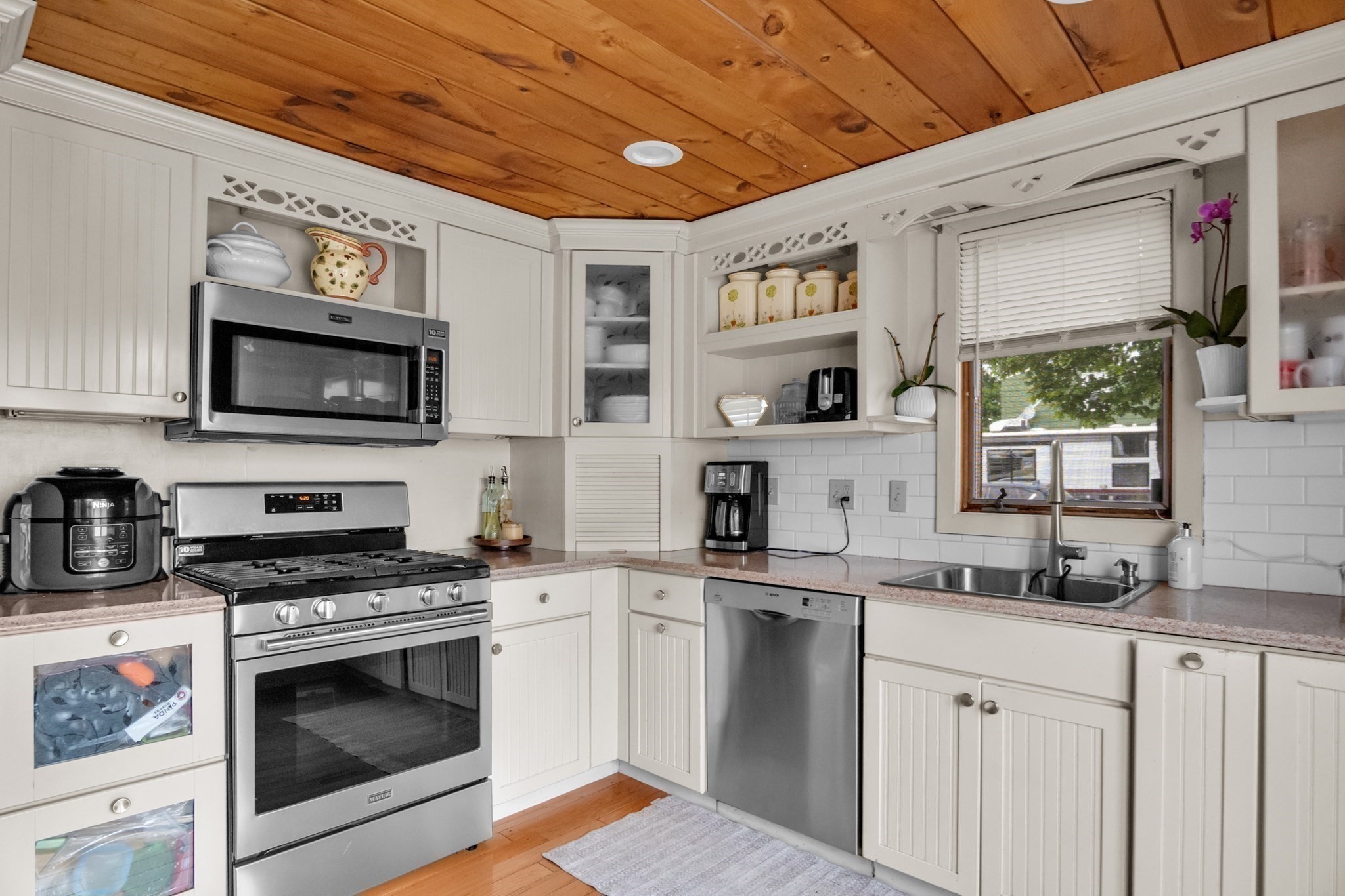 628 Broadway - Aka Ward Ter, Lynnfield, MA 01940 - Image 12