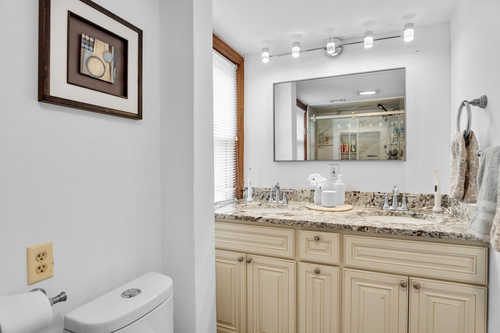628 Broadway - Aka Ward Ter, Lynnfield, MA 01940 - Image 24