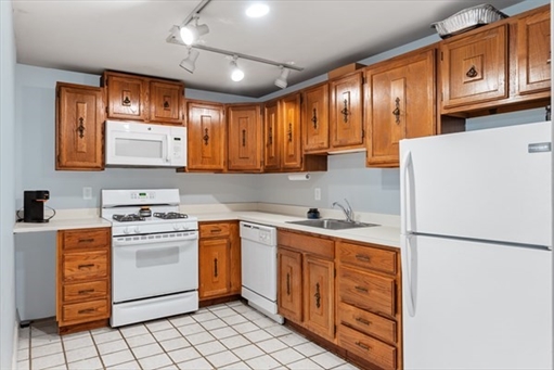 99 W 4th, Apt 1A