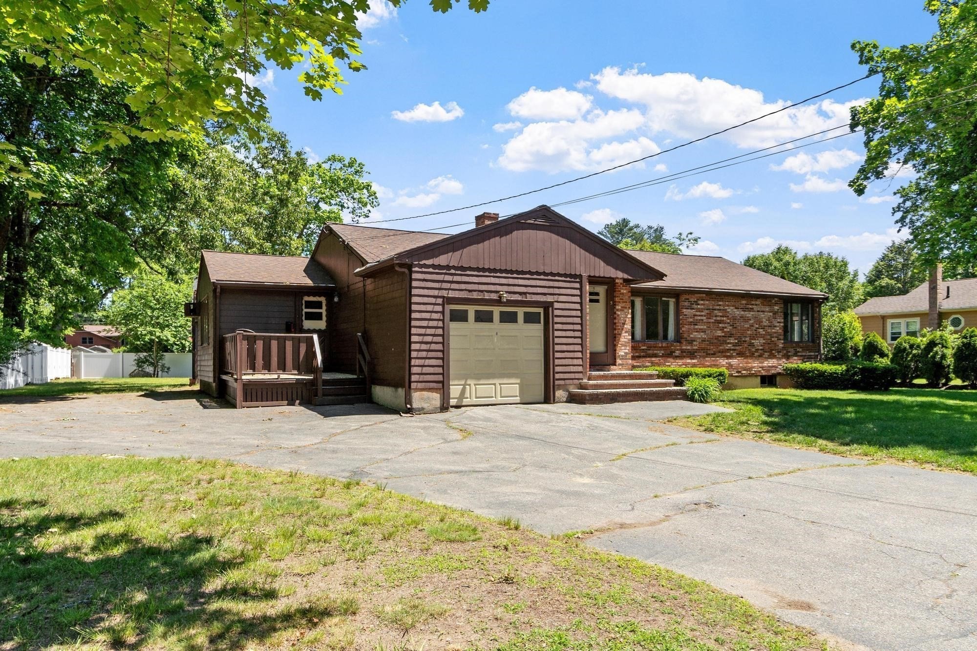 5 Fairmeadow Rd, Wilmington, MA 01887