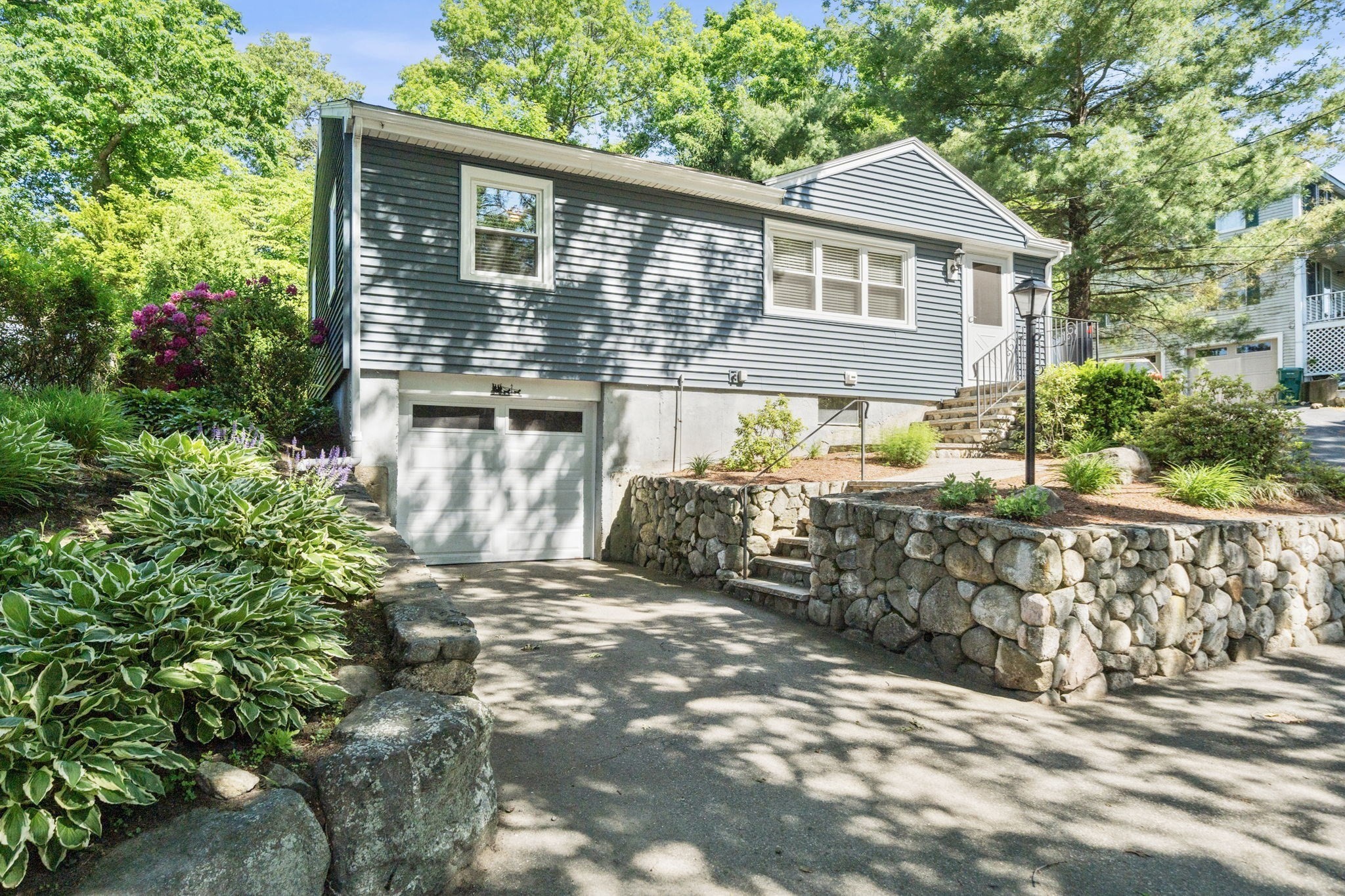 6 Shields St, Woburn, MA 01801