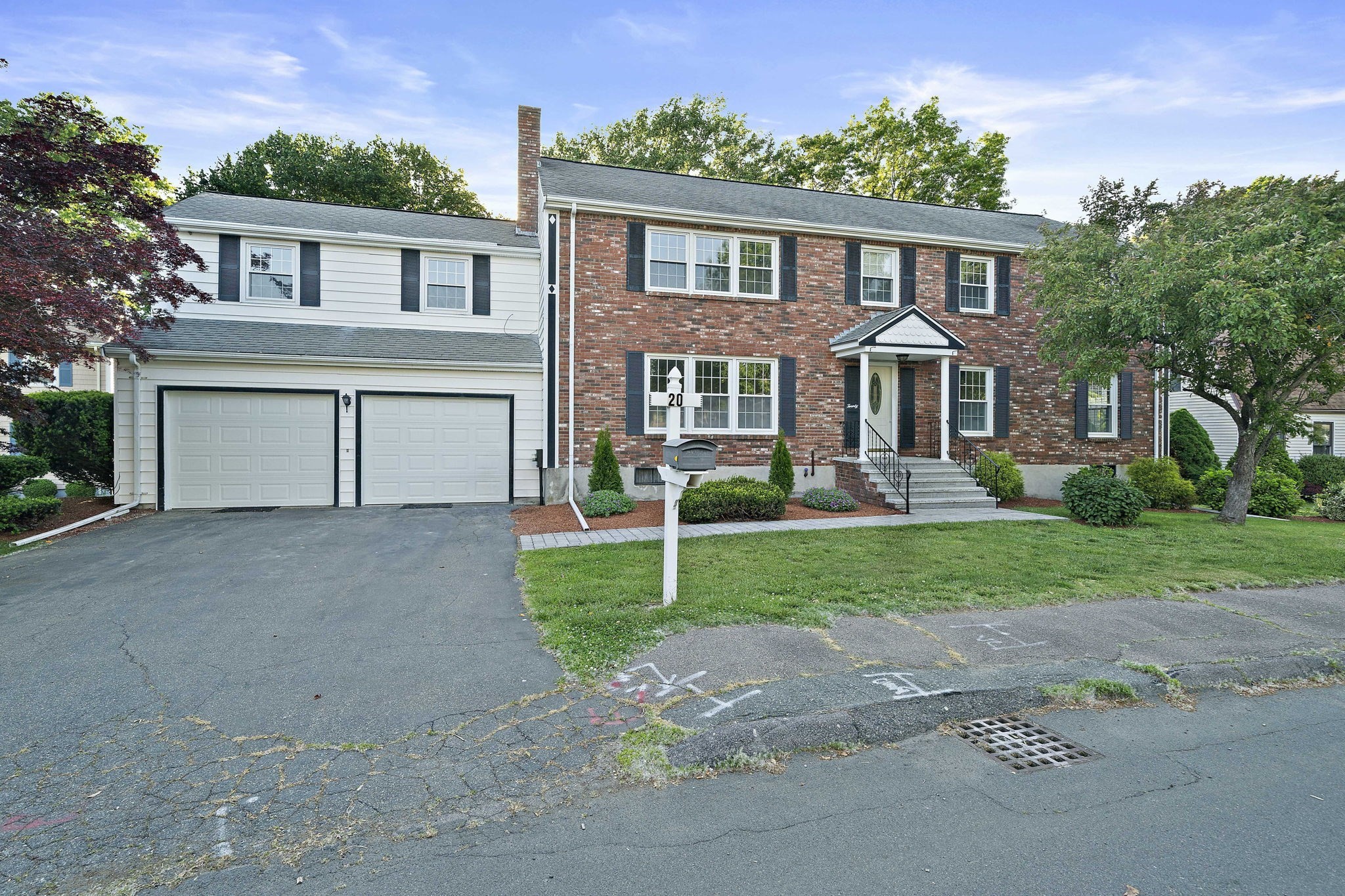 20 Cherry Ln, Braintree, MA 02184