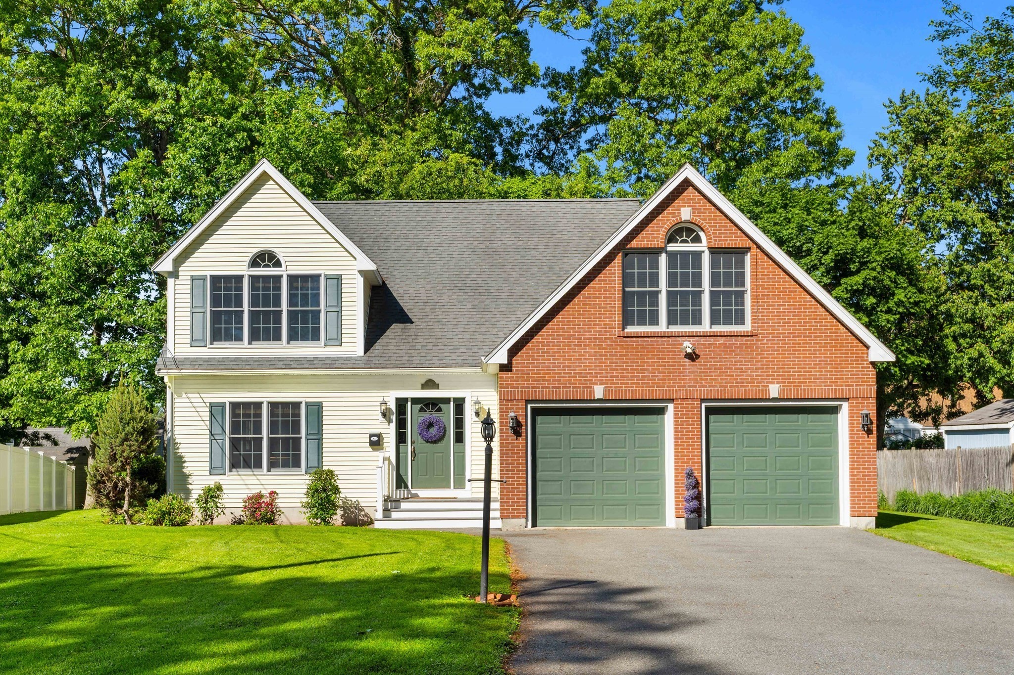95 Maryland Ave, Lowell, MA 01851