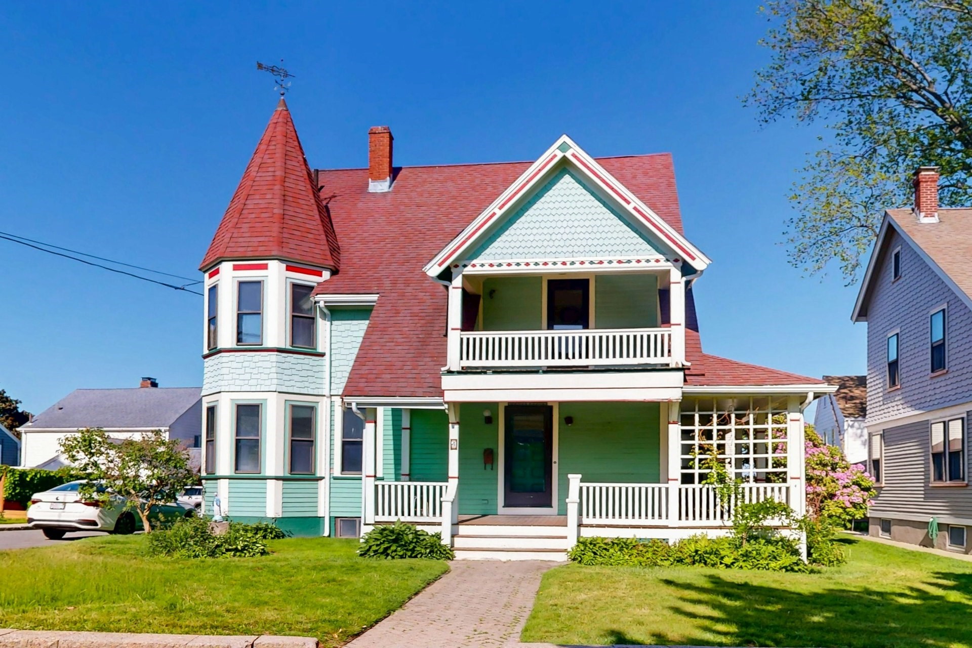 4 Woodside Park, Winthrop, MA 02152