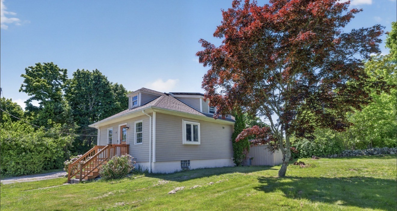 58 Ocean Grove Ave, Swansea, MA 02777