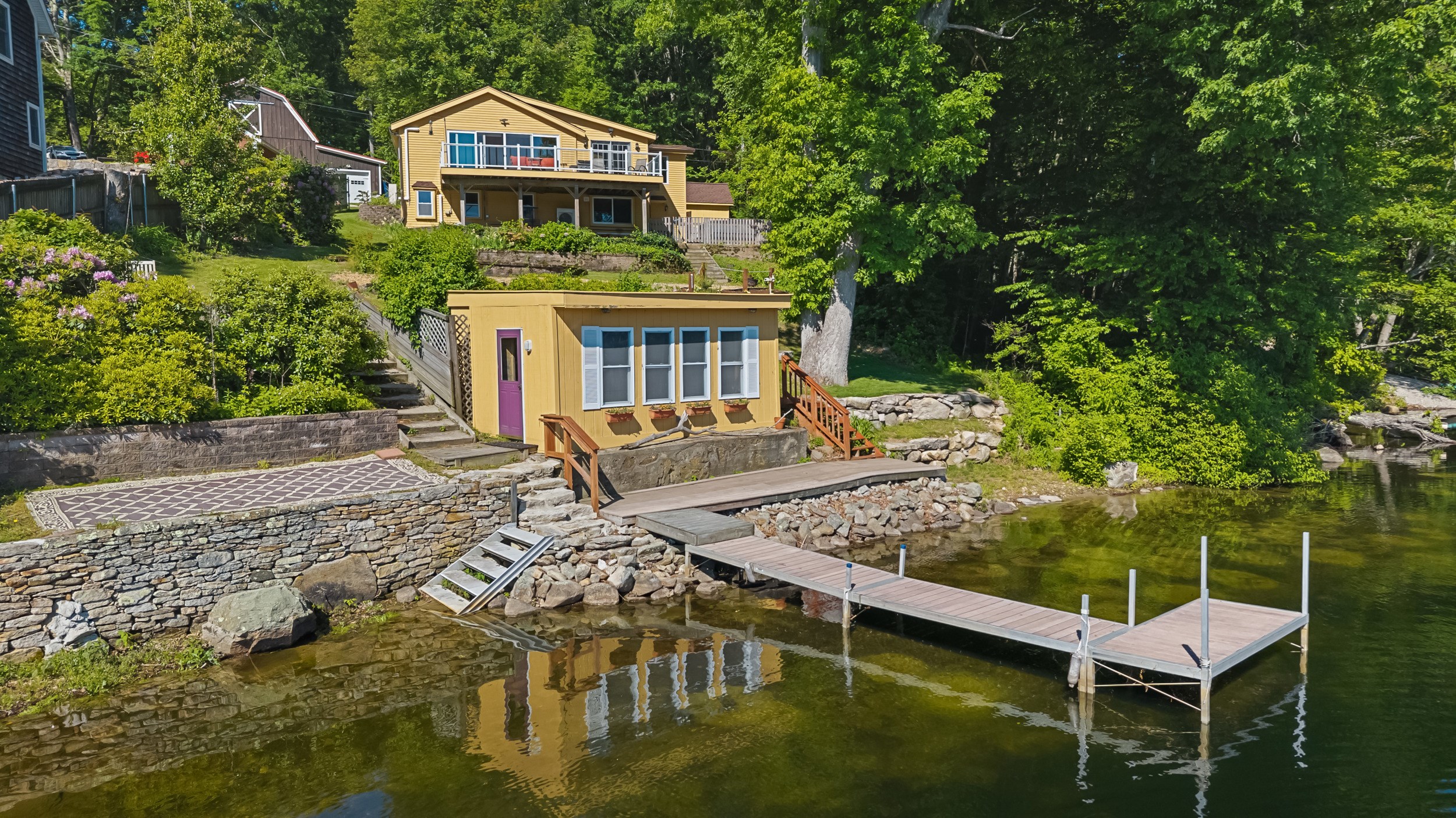 21 Carrier Lane, Sutton, MA 01590