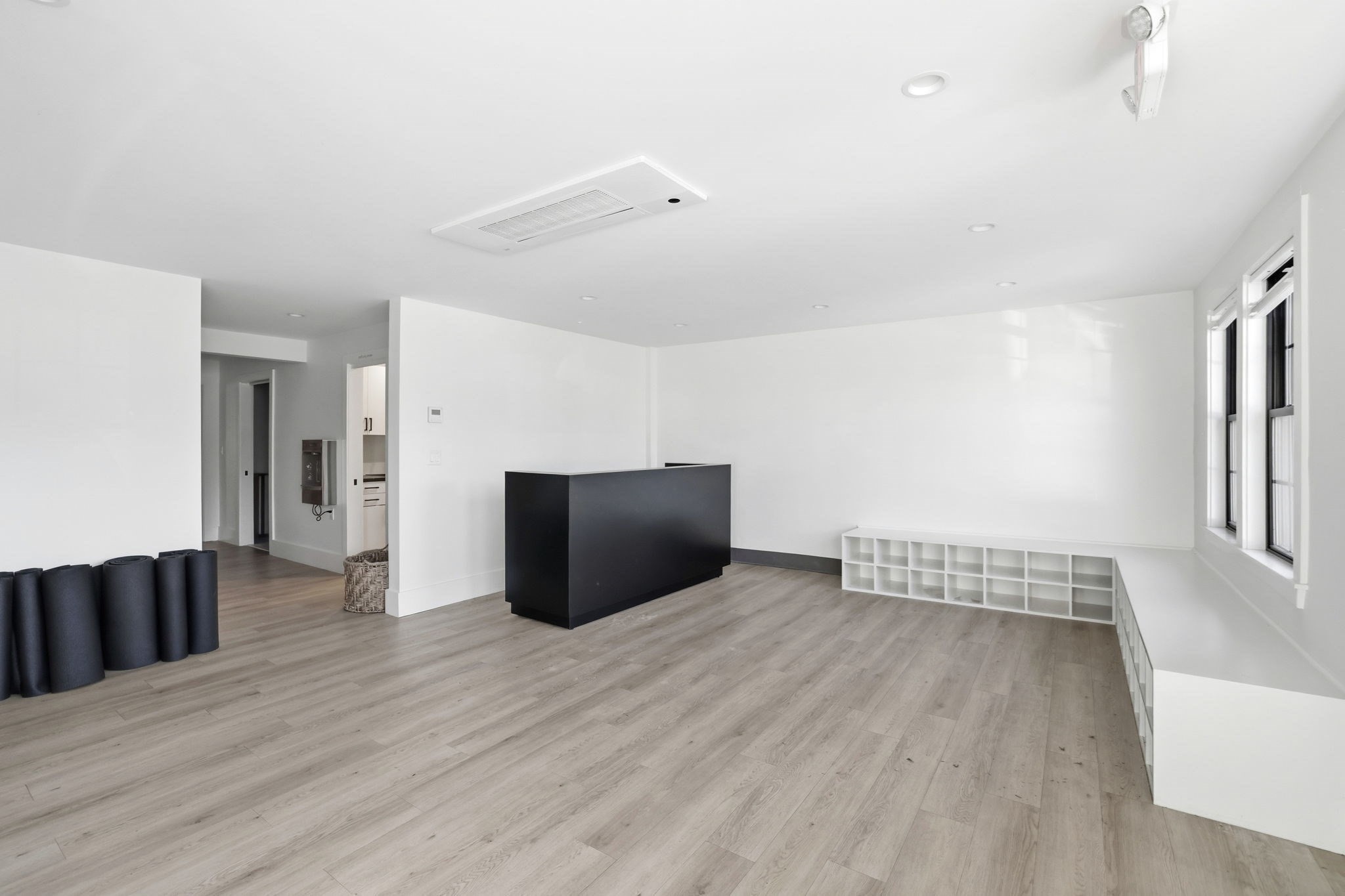 57 Water St Unit 57, Hingham, MA 02043