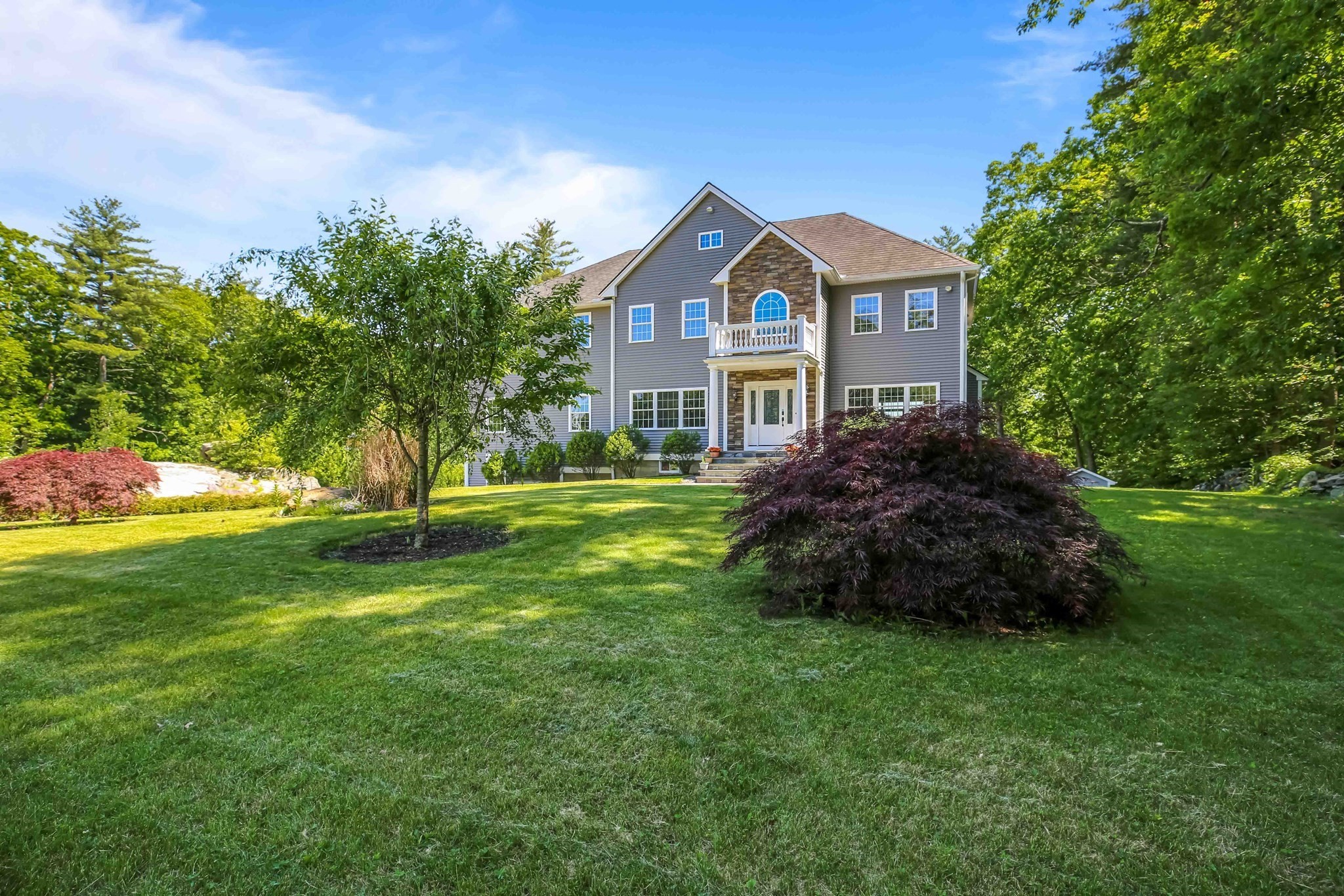 46 West St, Berlin, MA 01503