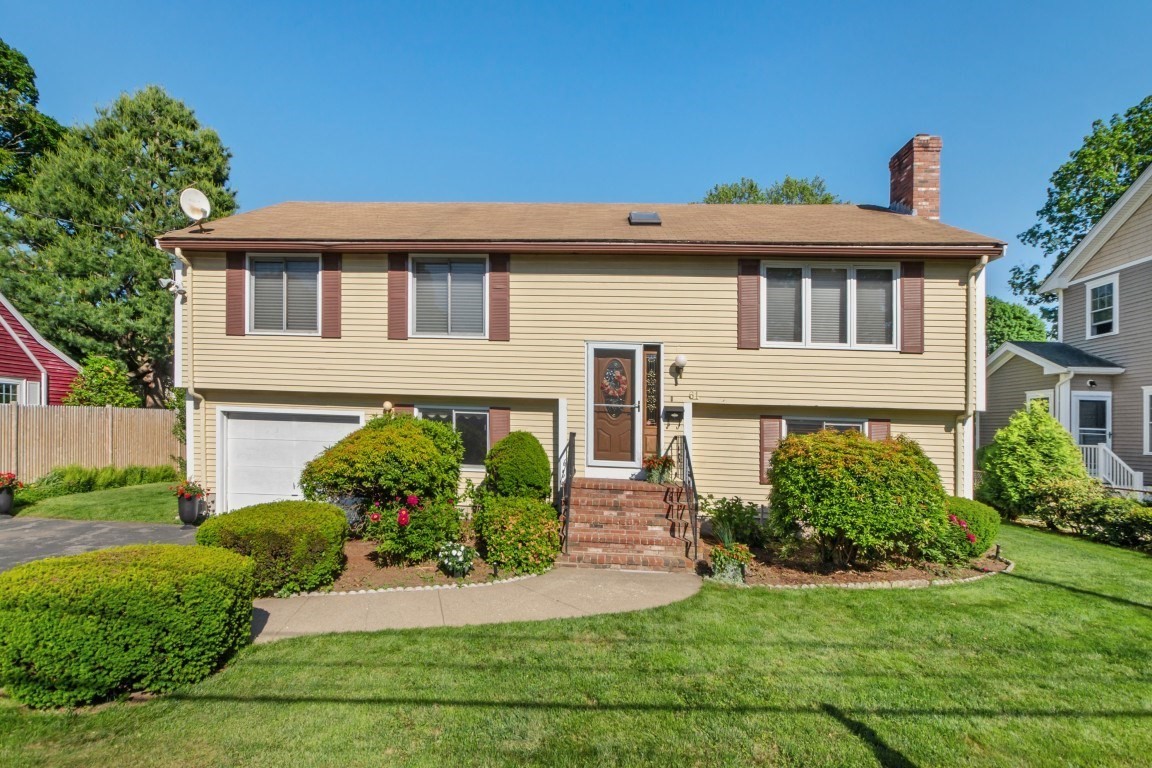 61 Canterbury Road, Waltham, MA 02453