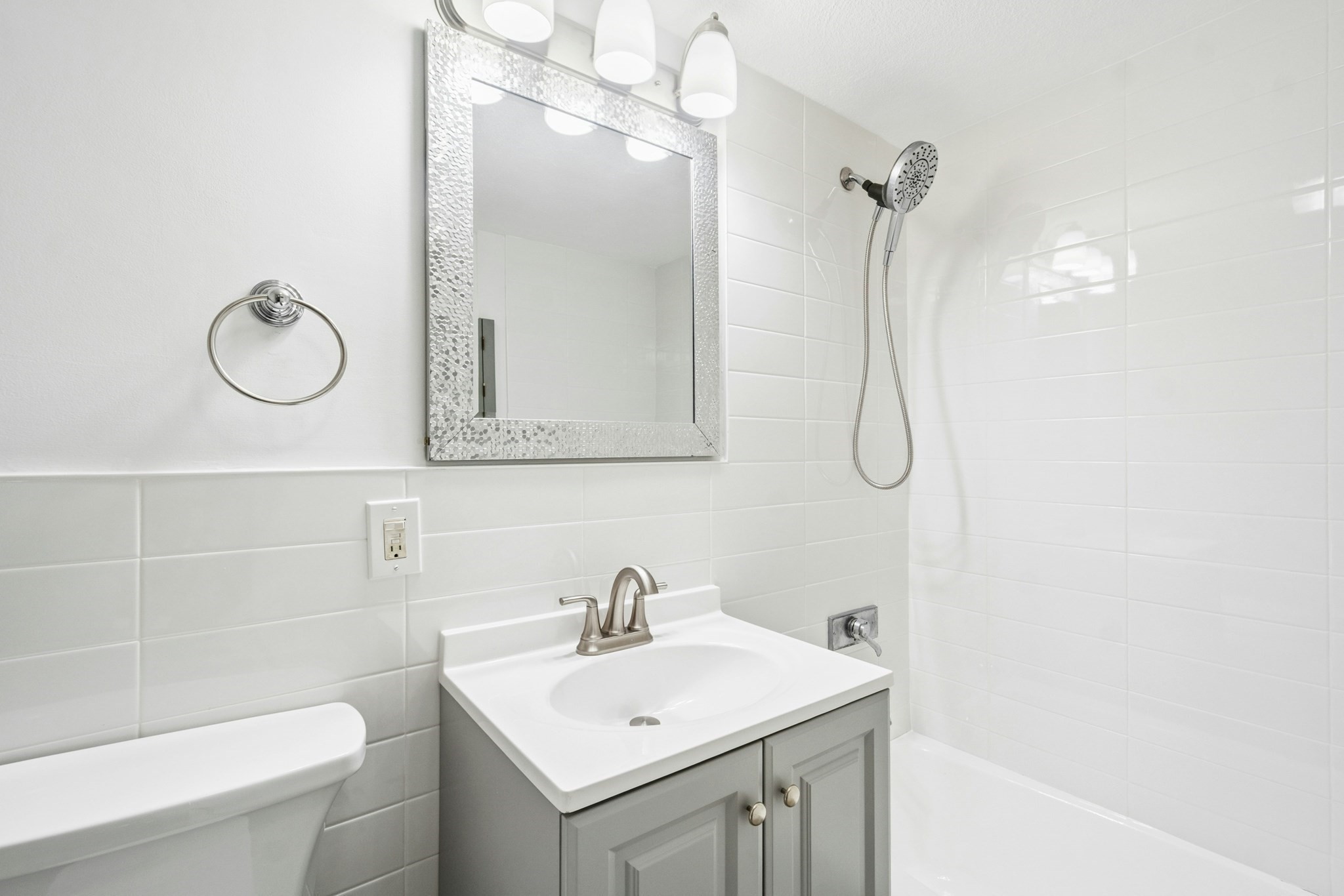 585 Revere Beach Pkwy Unit 509, Revere, MA 02151 - Image 17