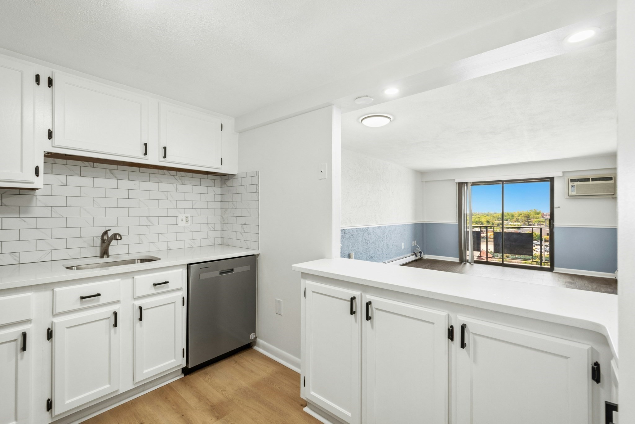 585 Revere Beach Pkwy Unit 509, Revere, MA 02151 - Image 3