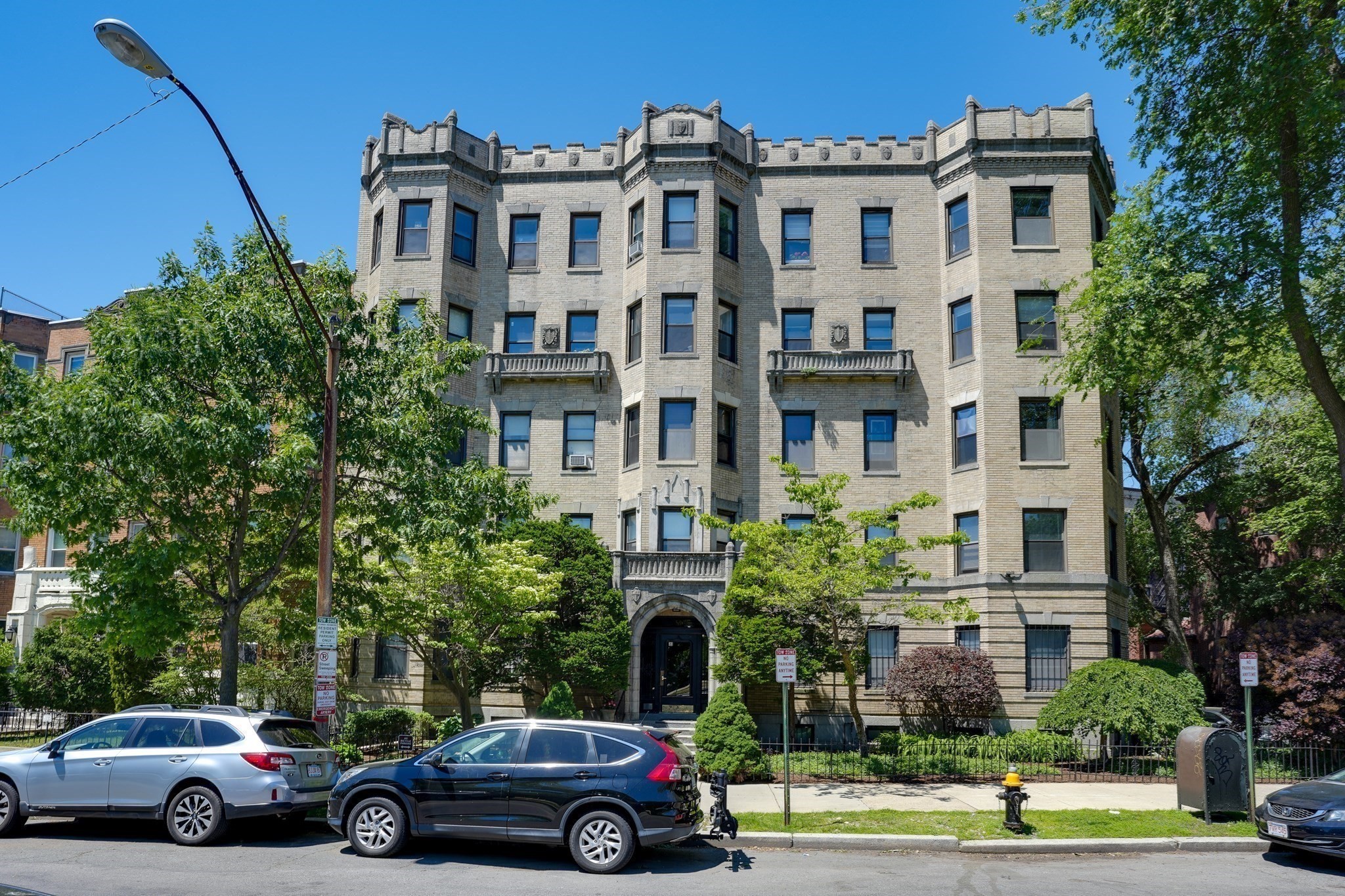 51 Park Drive Unit 27, Fenway, Boston, MA 02215 - Image 2