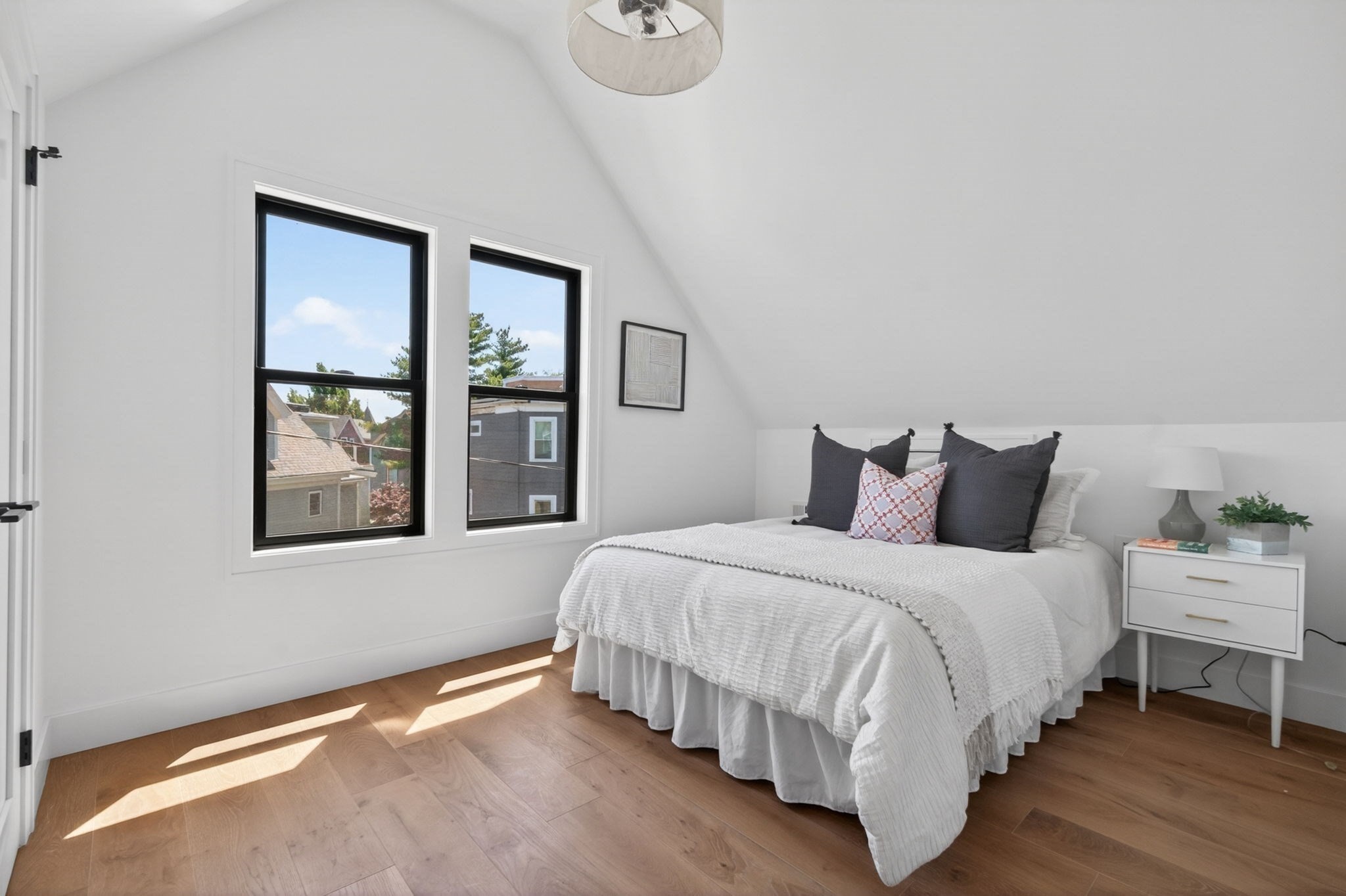 37 Kingston St Unit B, Somerville, MA 02144 - Image 30