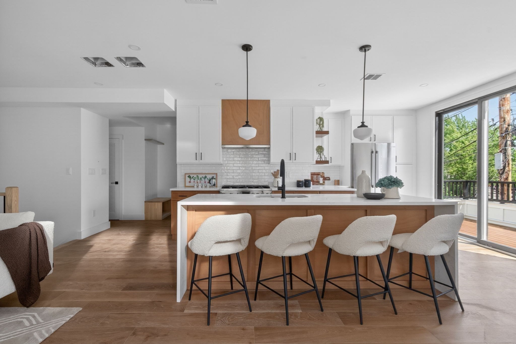 37 Kingston St Unit B, Somerville, MA 02144 - Image 4