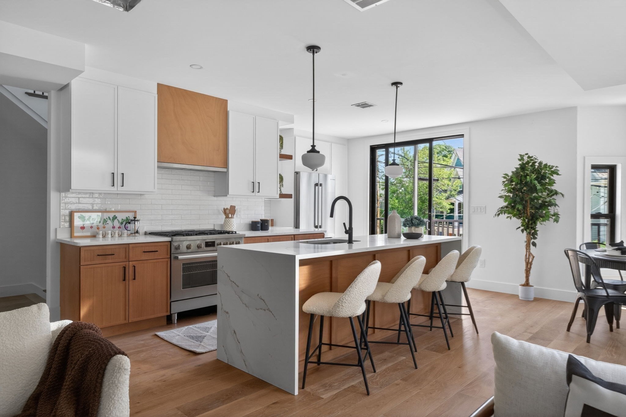 37 Kingston St Unit B, Somerville, MA 02144 - Image 5