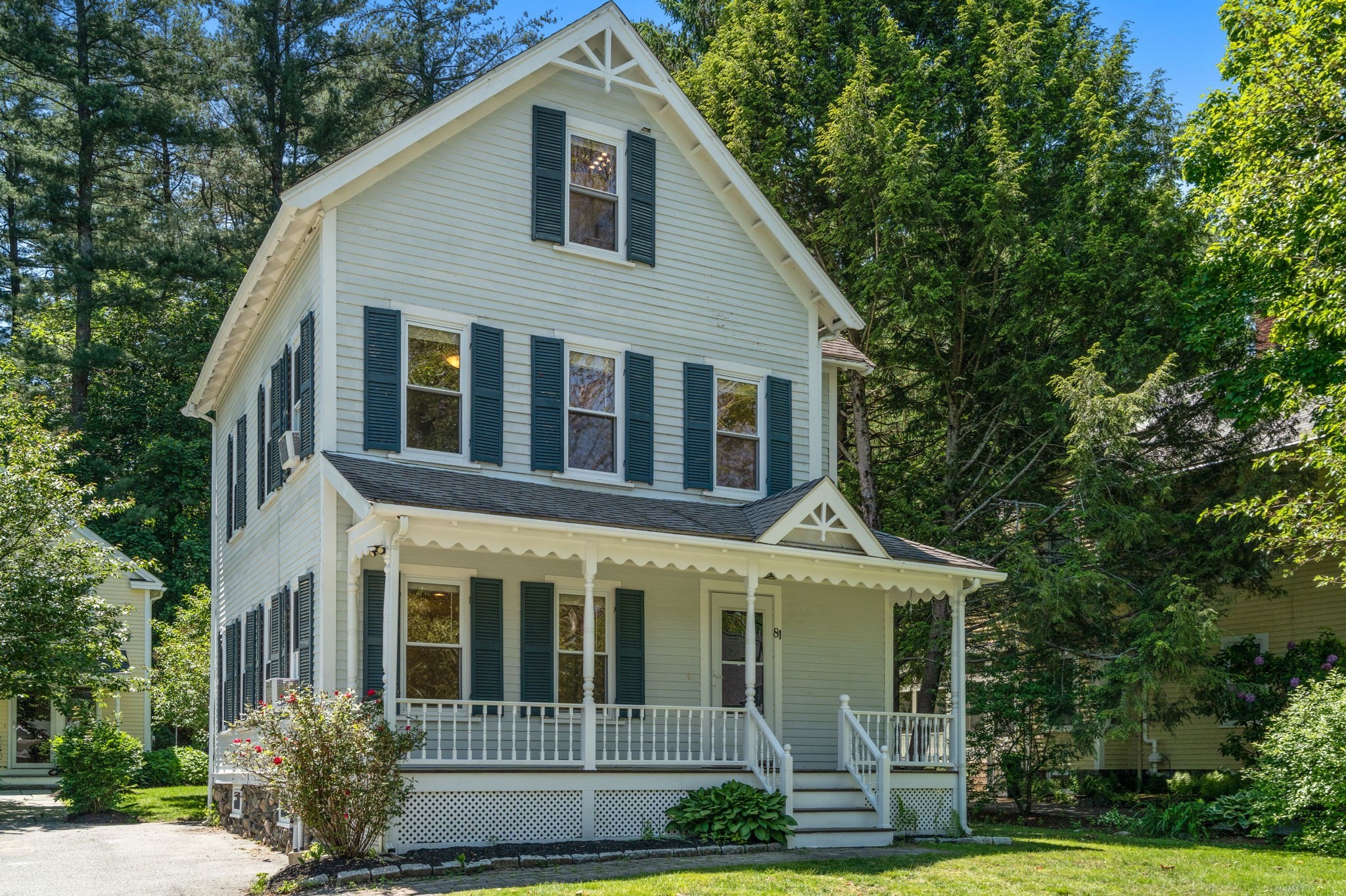 81 Brook Rd Unit 81, Weston, MA 02493