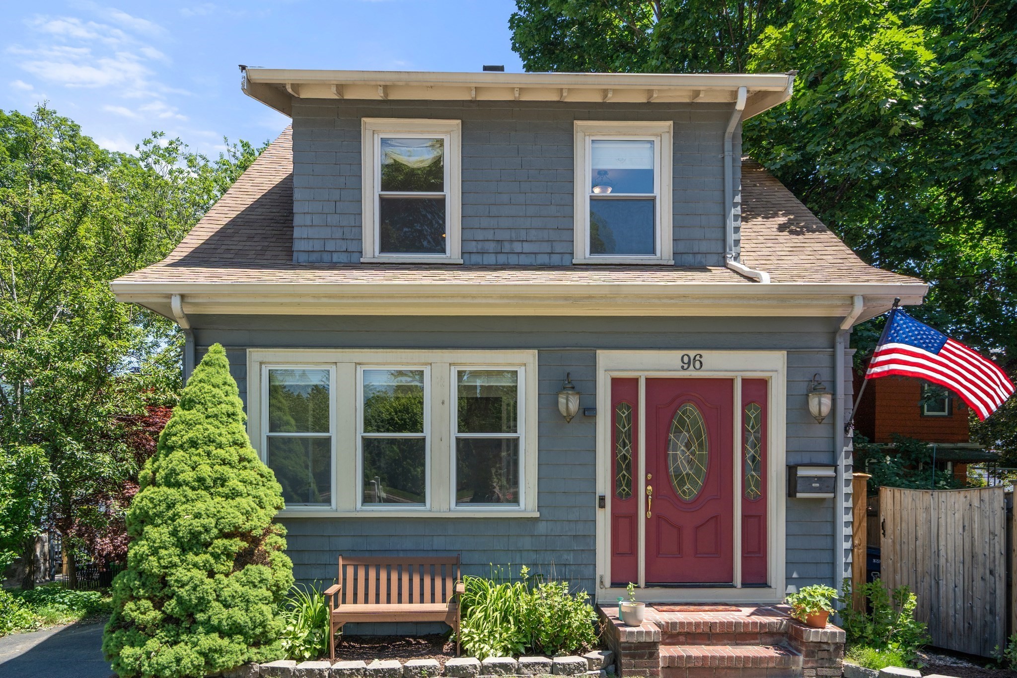96 Beech St, Boston - Roslindale, MA 02131