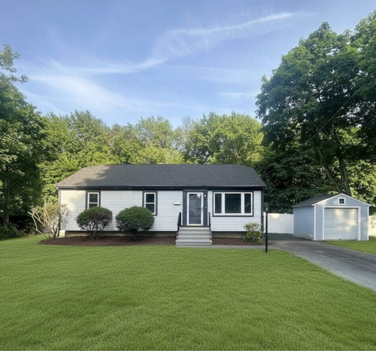 289 Commercial St, Whitman, MA 02382