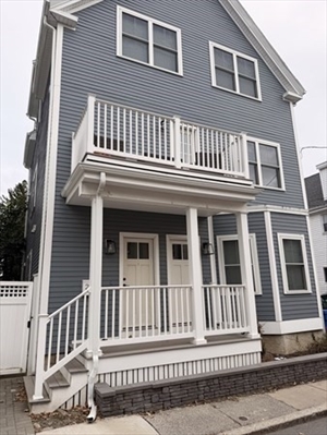 22 Henderson St, Apt 1