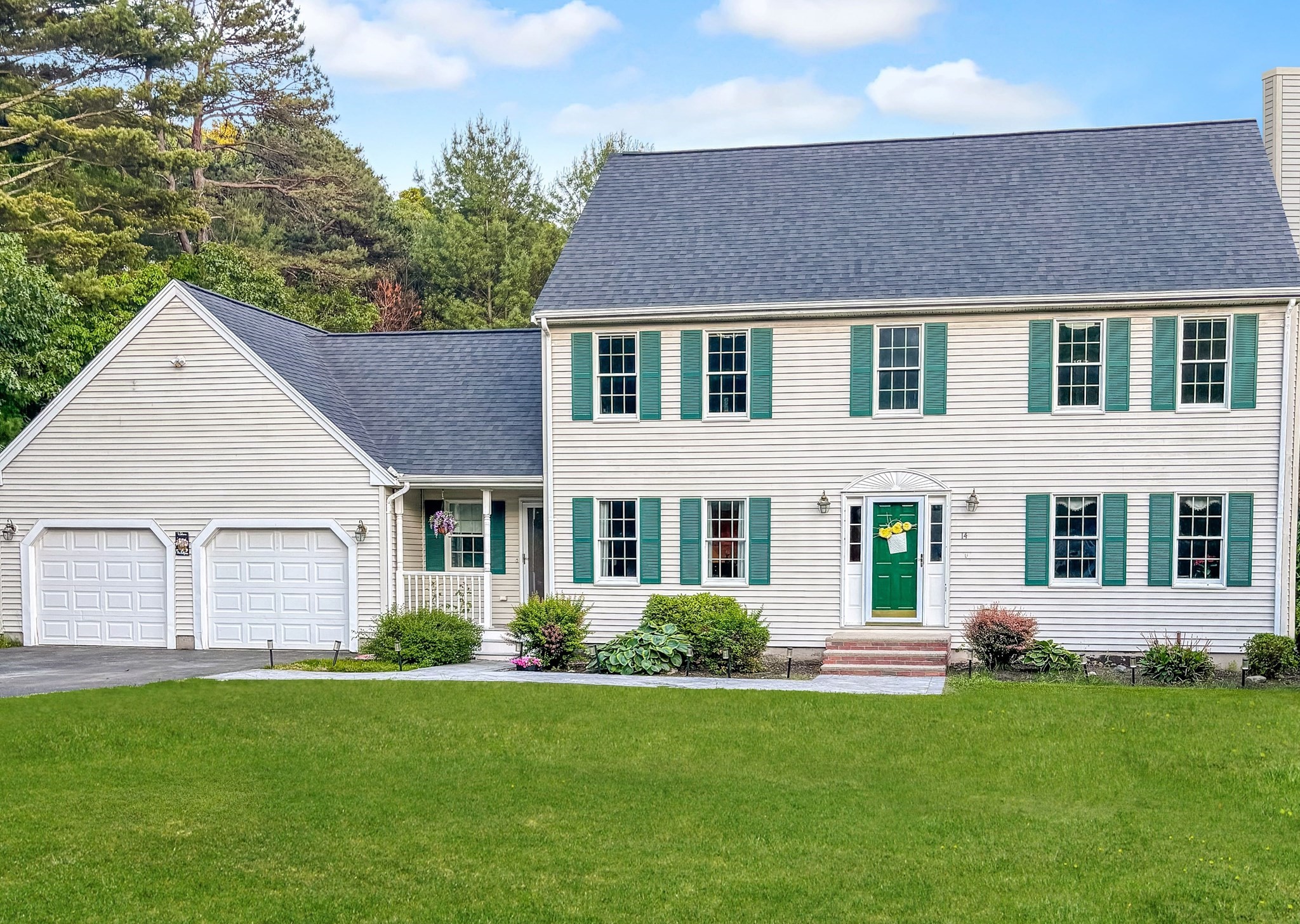 14 Eric Rd, Norfolk, MA 02056