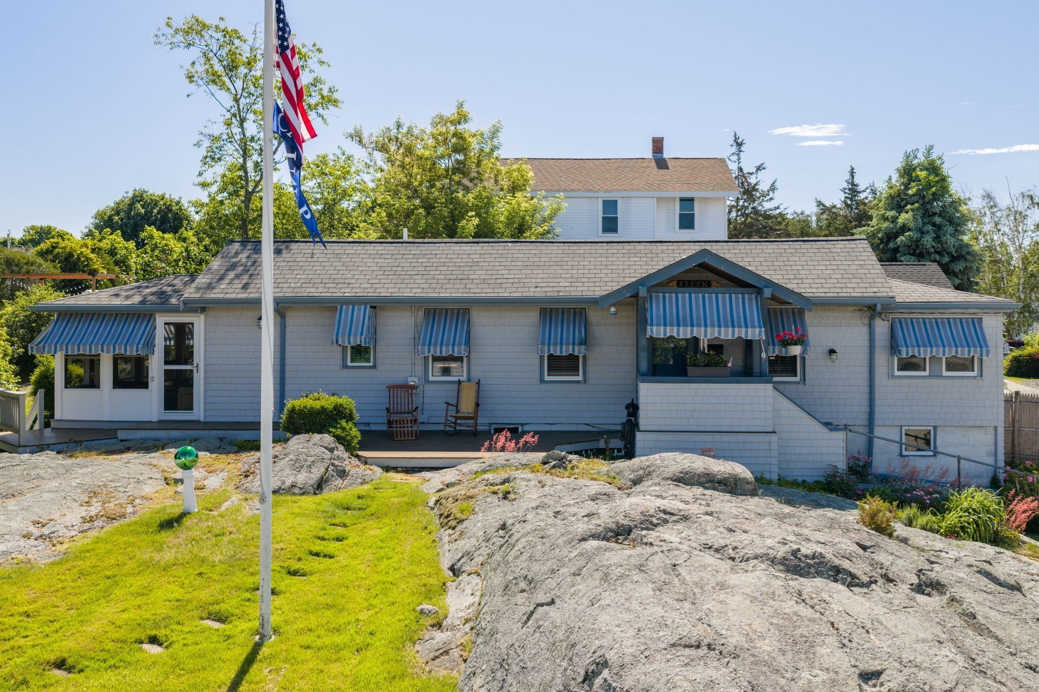 22 Wyola Rd, Hull, MA 02045