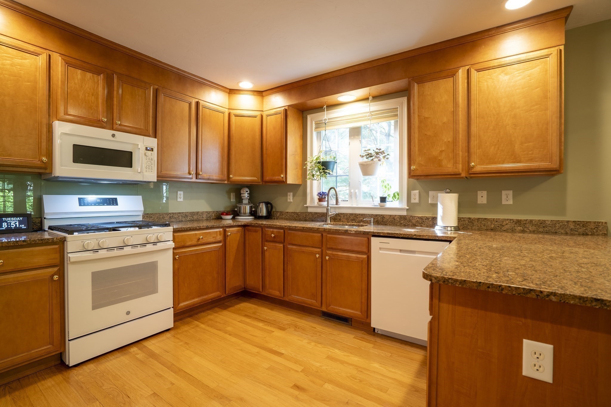 5 Lane Farm Drive Unit 5, Bedford, MA 01730 - Image 9