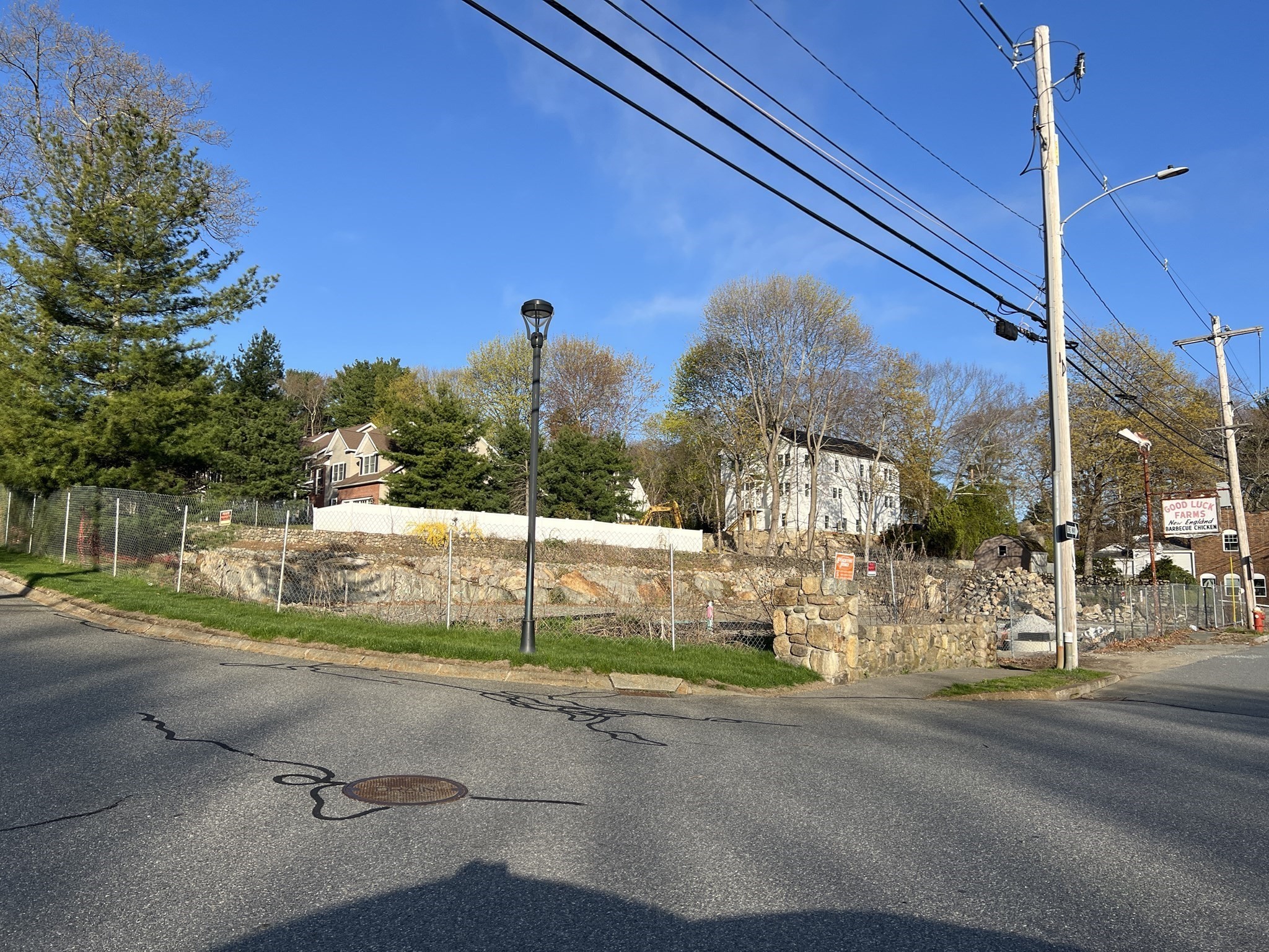 922 Lynnfield St, Lynnfield, MA 01940 - Image 2