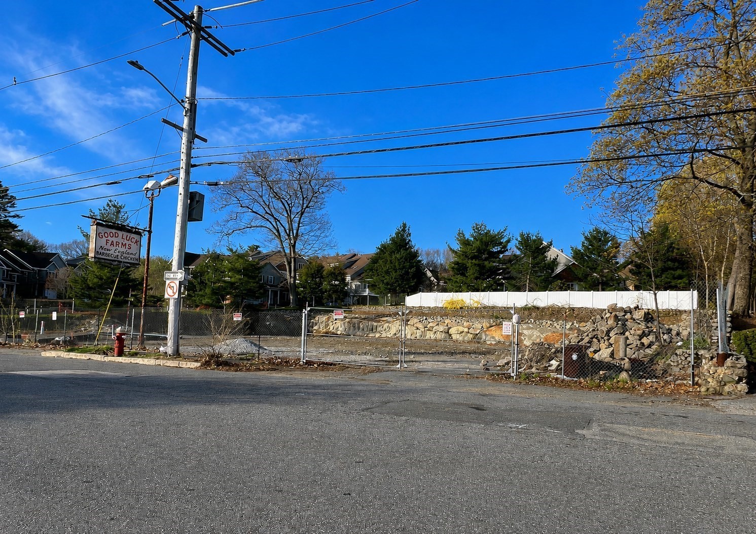 922 Lynnfield St, Lynnfield, MA 01940 - Image 3