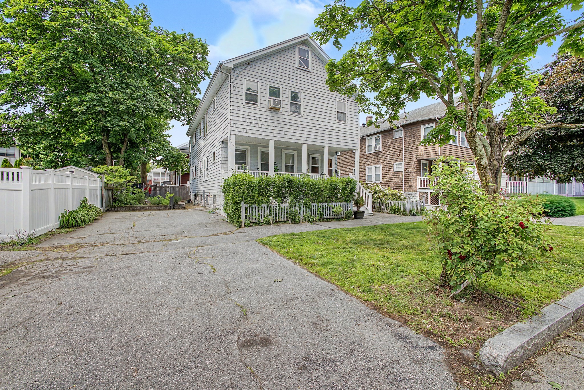178 Brookside Pkwy, Medford, MA 02155