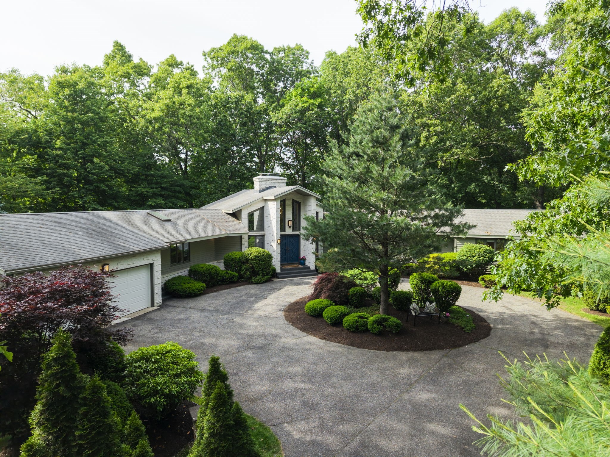 550 Wolf Swamp, Longmeadow, MA 01106