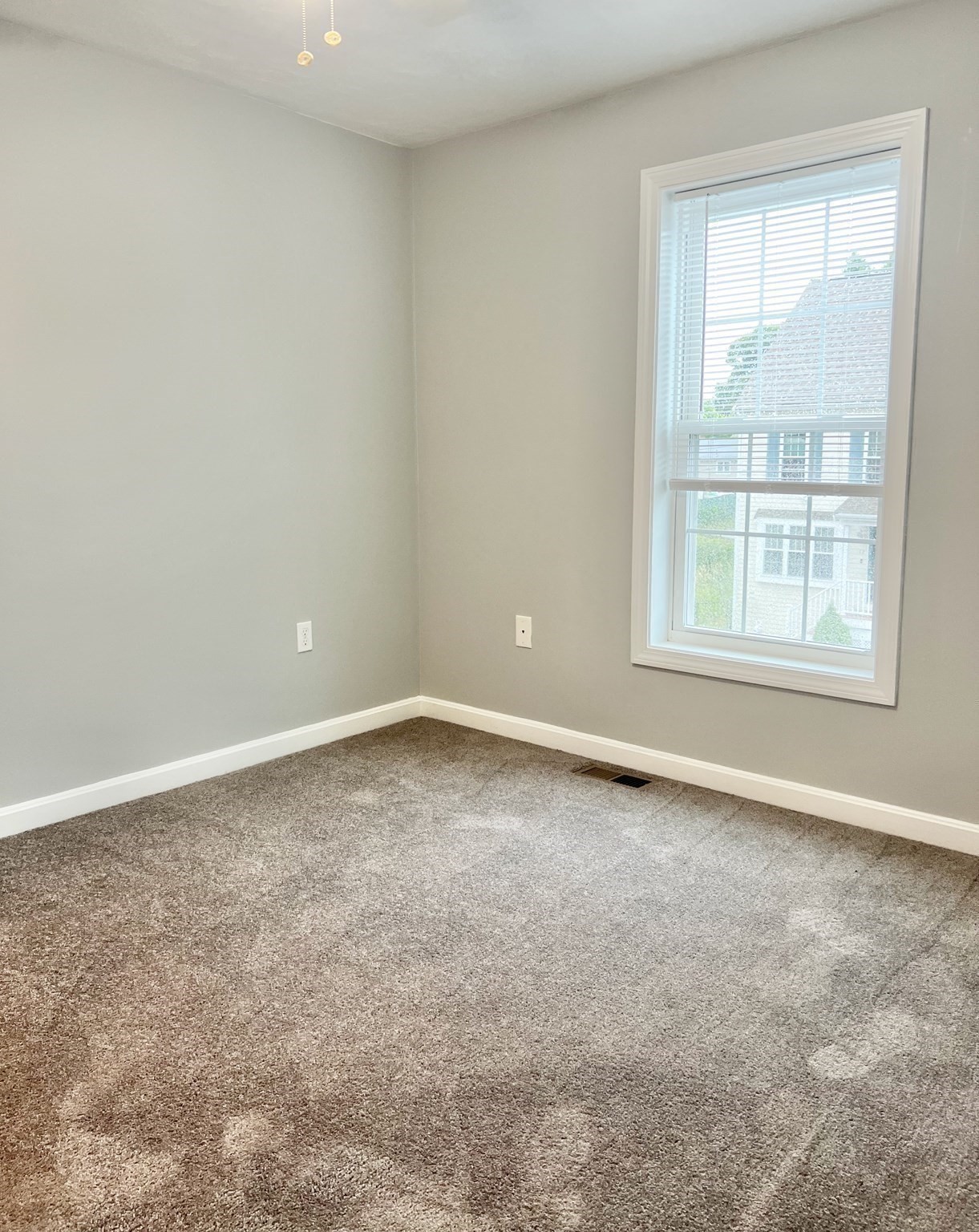 17 Foster St Unit 15 03201 - Image 7