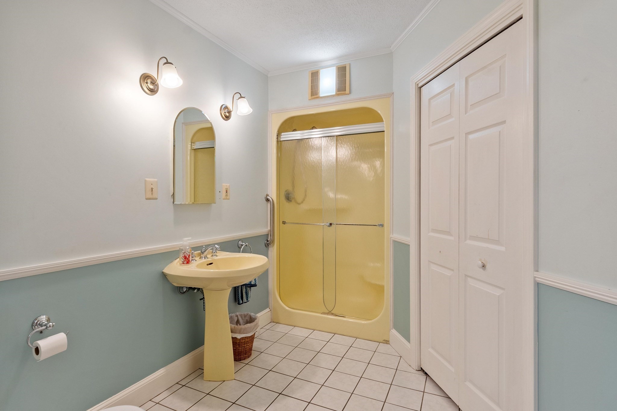 24 Oak Ave, Leominster, MA 01453 - Image 21