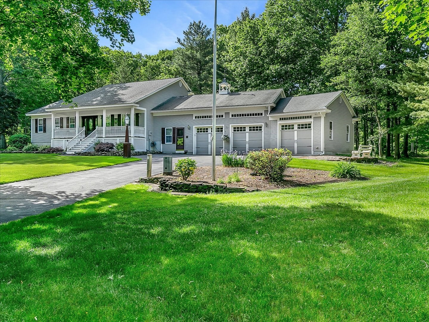 62 Old Yankee Rd, Haverhill, MA 01832