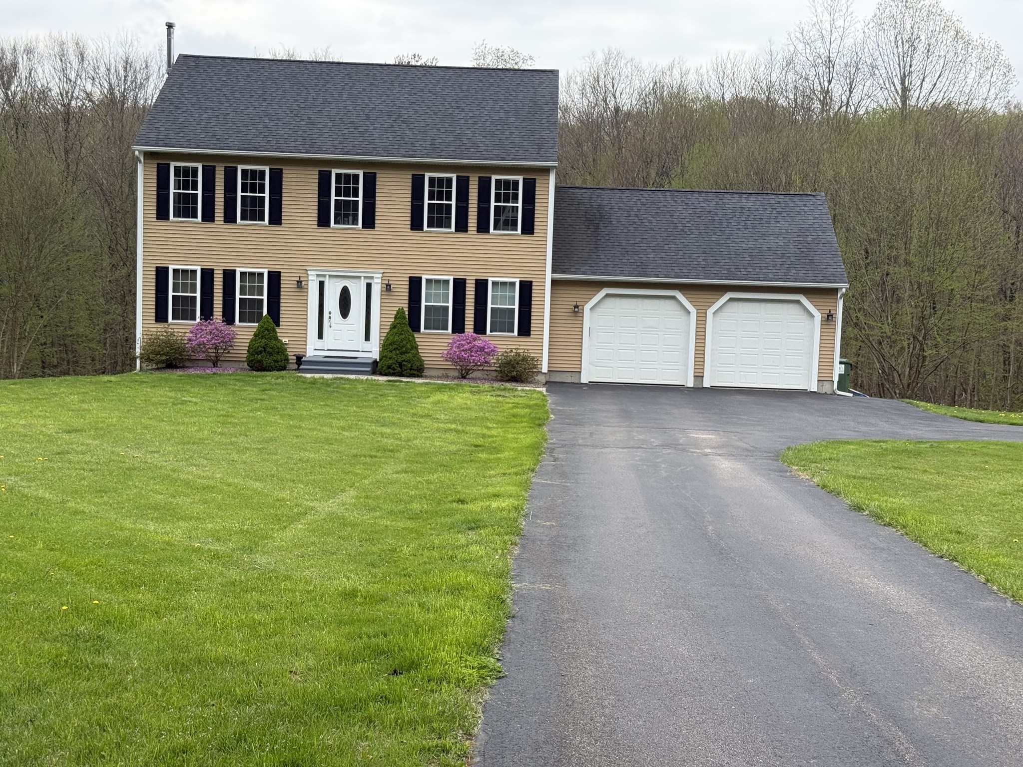 1026 Worcester Rd, New Braintree, MA 01531