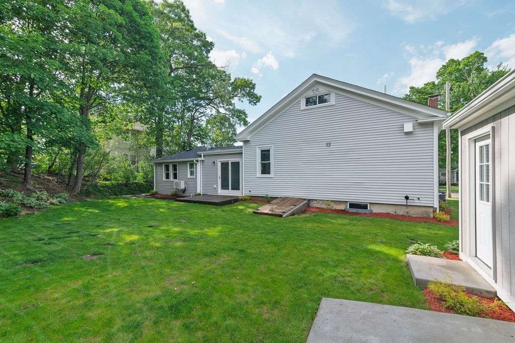 1388 Central St, Stoughton, MA 02072