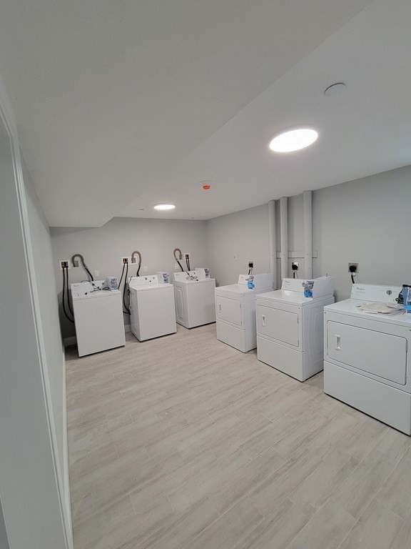 946 Warren Ave Unit 2 F, Brockton, MA 02301 - Image 18