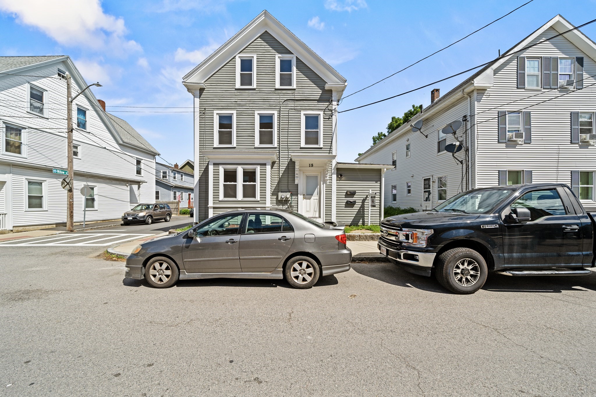 15 Shepherd St, Gloucester, MA 01930
