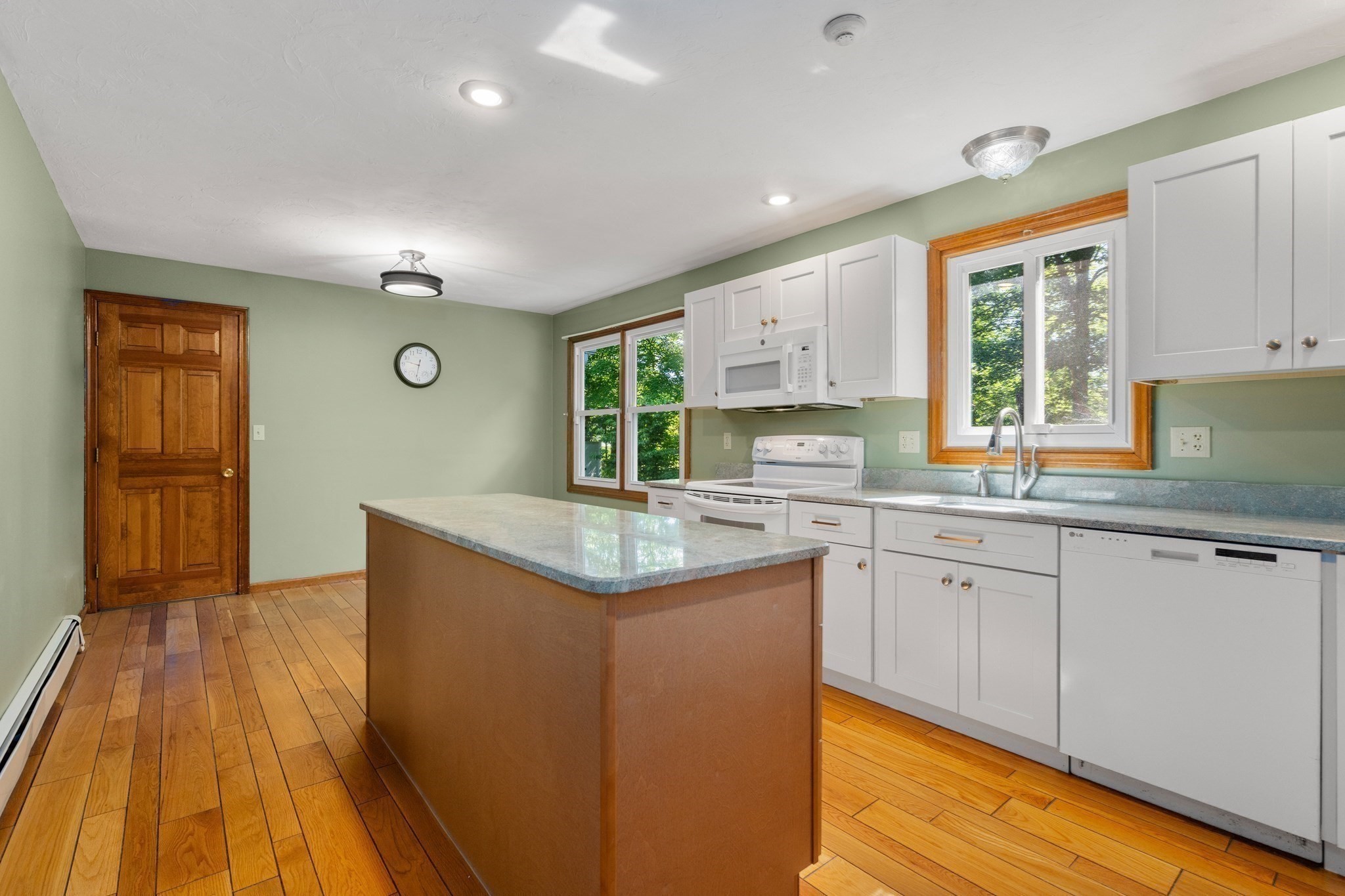 310 River Street, Leicester, MA 01524 - Image 4
