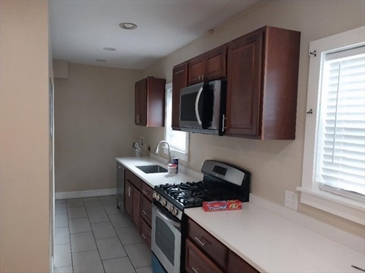43 SACHEM ST, Apt 1