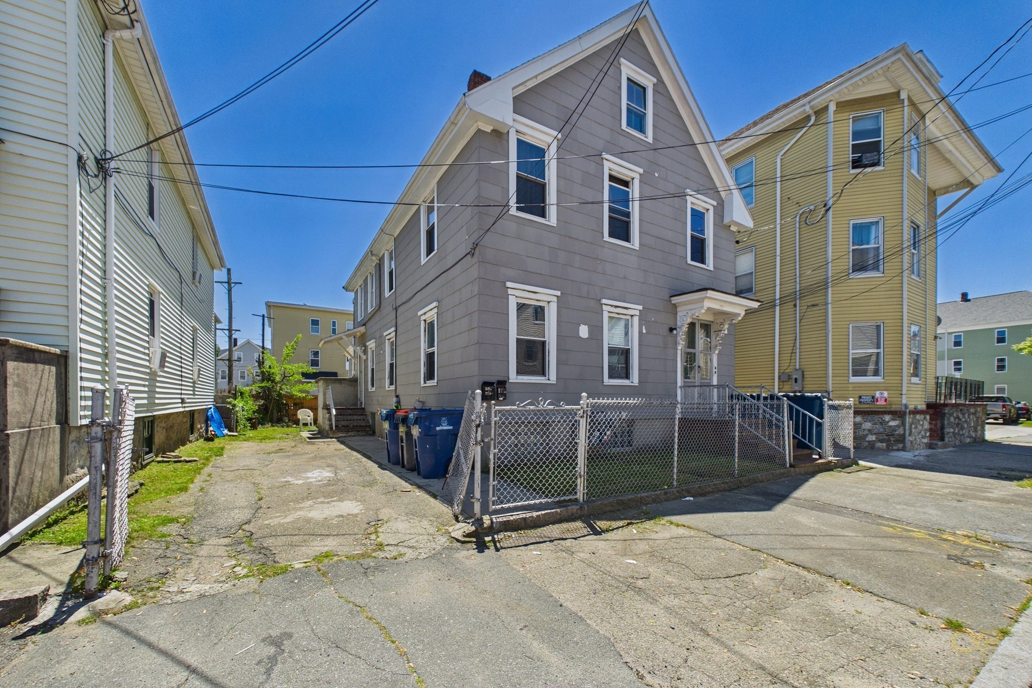 34 Jouvette St, New Bedford, MA 02744